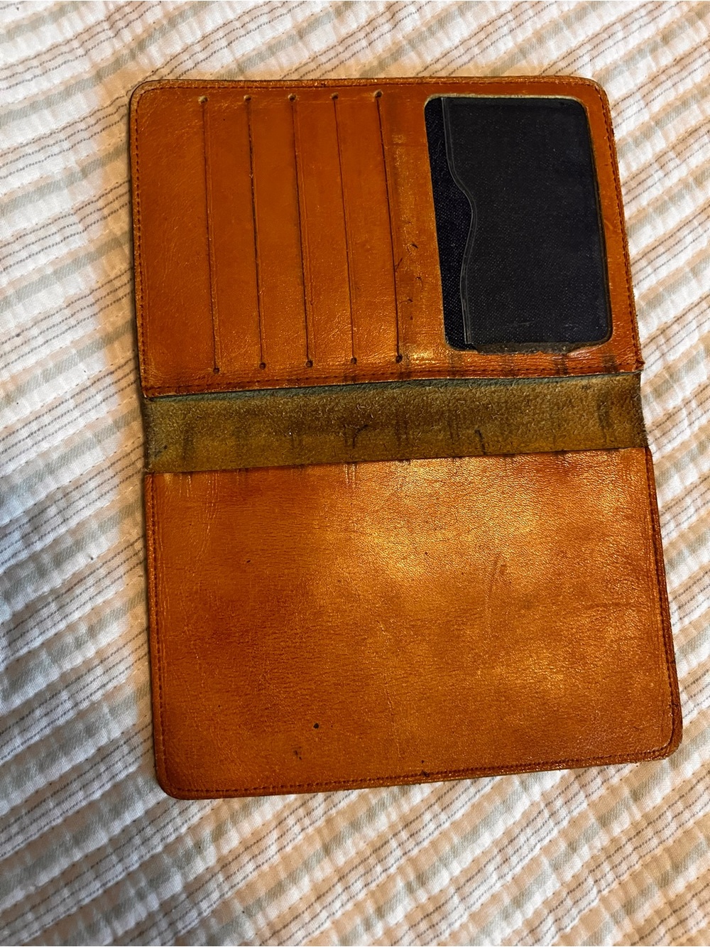 Leather Travel Wallet with Card Slots - Tan/Brown